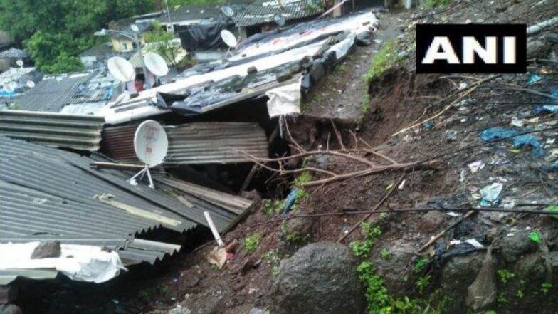 ठाणे: अटकोनेशवर नगरमधील आदर्श चाळीवर दरड कोसळल्याने 2 जणांचा मृत्यू , बचावकार्य सुरू ठाणे: अटकोनेशवर नगरमधील आदर्श चाळीवर दरड कोसळल्याने 2 जणांचा मृत्यू , बचावकार्य सुरू