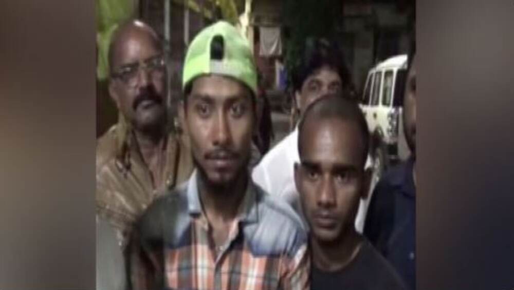 औरंगाबाद: 'जय श्री राम' ची घोषणा देण्यासाठी दोन मुस्लिम तरूणांना धमकी; आठवडाभरातील दुसरी घटना औरंगाबाद: 'जय श्री राम' ची घोषणा देण्यासाठी दोन मुस्लिम तरूणांना धमकी; आठवडाभरातील दुसरी घटना