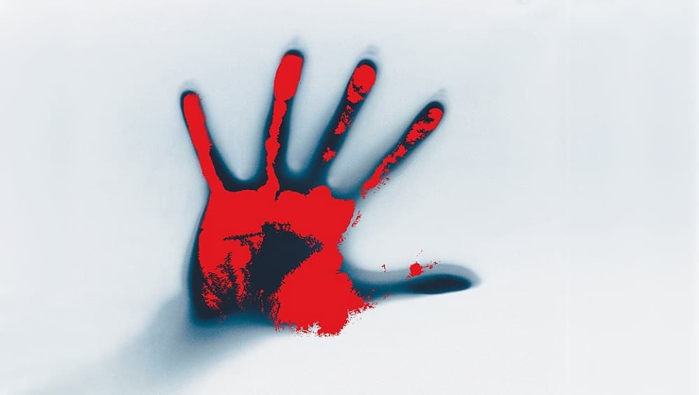 आंध्र प्रदेश: गळा चिरुन तिघांची हत्या, मंदिरात केले रक्ताचे शिंपण; भयानक प्रकाराने पोलिसही हादरले आंध्र प्रदेश: गळा चिरुन तिघांची हत्या, मंदिरात केले रक्ताचे शिंपण; भयानक प्रकाराने पोलिसही हादरले