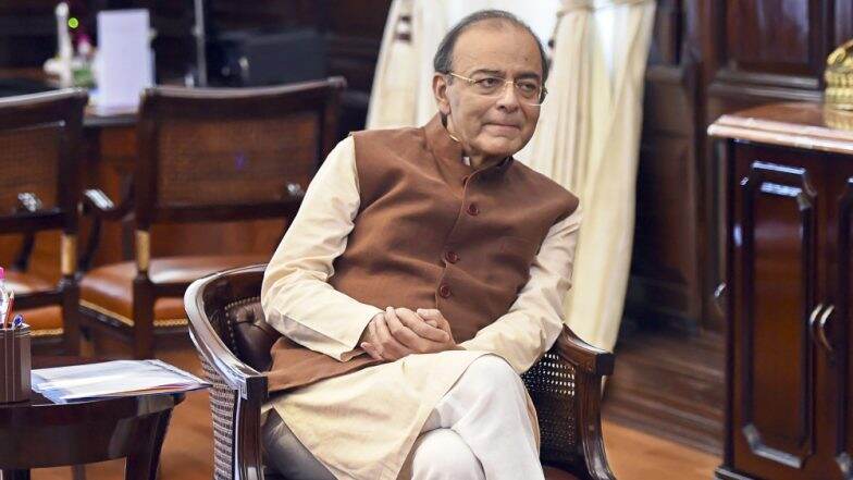 Arun Jaitley यांच्या व्यक्तिगत व राजकीय जीवनाचा आढावा, वाचा सविस्तर Arun Jaitley यांच्या व्यक्तिगत व राजकीय जीवनाचा आढावा, वाचा सविस्तर
