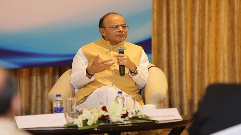 Arun Jaitley यांनी केंद्रीय अर्थमंत्री पदी घेतले होते हे '6' मुख्य निर्णय Arun Jaitley यांनी केंद्रीय अर्थमंत्री पदी घेतले होते हे '6' मुख्य निर्णय