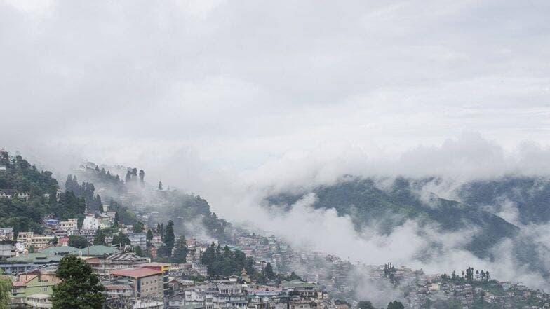 जम्मू कश्मीर च्या विभाजनानंतर दार्जिलिंग देखील पश्चिम बंगाल पासून वेगळं करण्यासाठी मागणी जम्मू कश्मीर च्या विभाजनानंतर दार्जिलिंग देखील पश्चिम बंगाल पासून वेगळं करण्यासाठी मागणी