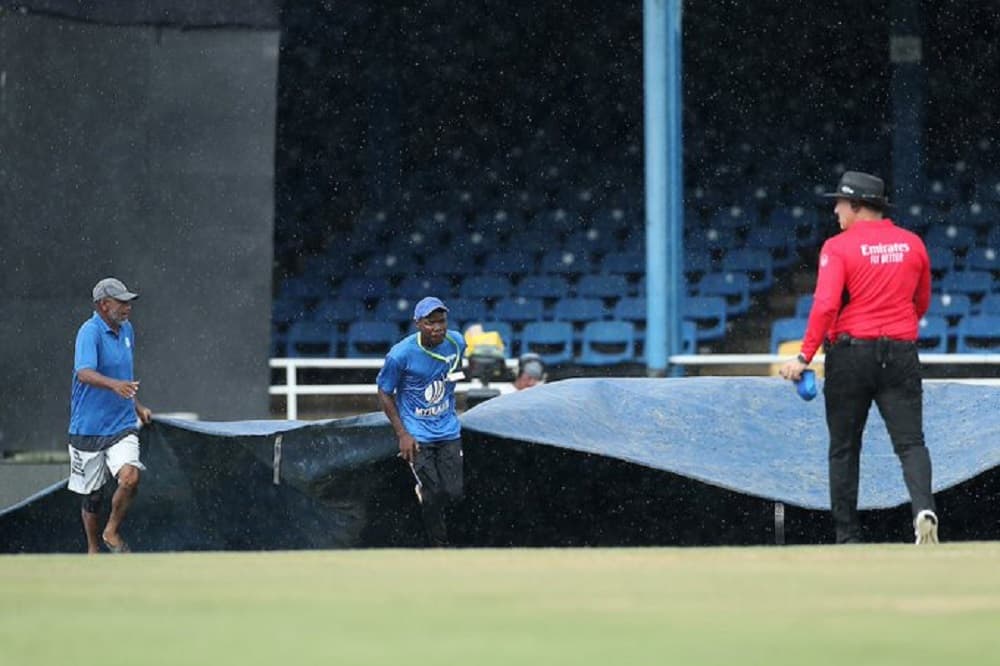 IND vs SA 1st Test: पहिल्या टेस्ट मॅचवर पावसाचे सावट, विशाखापट्टणममध्ये पाचही दिवस असणार असे हवामान IND vs SA 1st Test: पहिल्या टेस्ट मॅचवर पावसाचे सावट, विशाखापट्टणममध्ये पाचही दिवस असणार असे हवामान