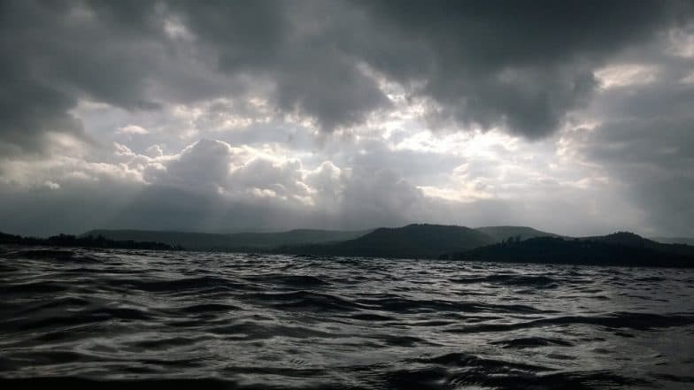 Maharashtra Monsoon Update 2019: महाराष्ट्रात पुढील 3 दिवस अतिवृष्टीची शक्यता, हवामान खात्याचा अंदाज Maharashtra Monsoon Update 2019: महाराष्ट्रात पुढील 3 दिवस अतिवृष्टीची शक्यता, हवामान खात्याचा अंदाज