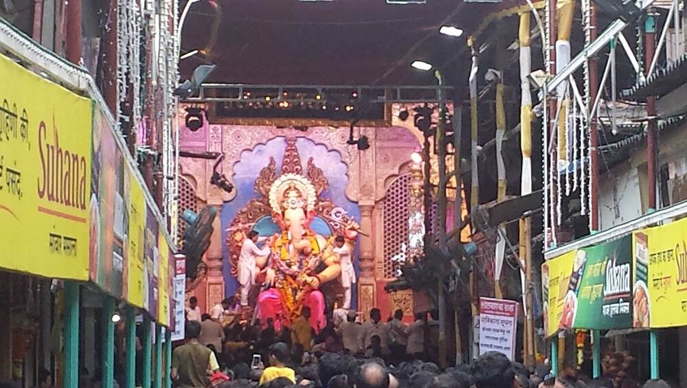 Ganeshotsav 2019: गणेशोत्सवाआधीच 'लालबागचा राजा'ला अग्निशामक दलाने पाठवले 17 लाखांचे बील; जाणून घ्या कारण