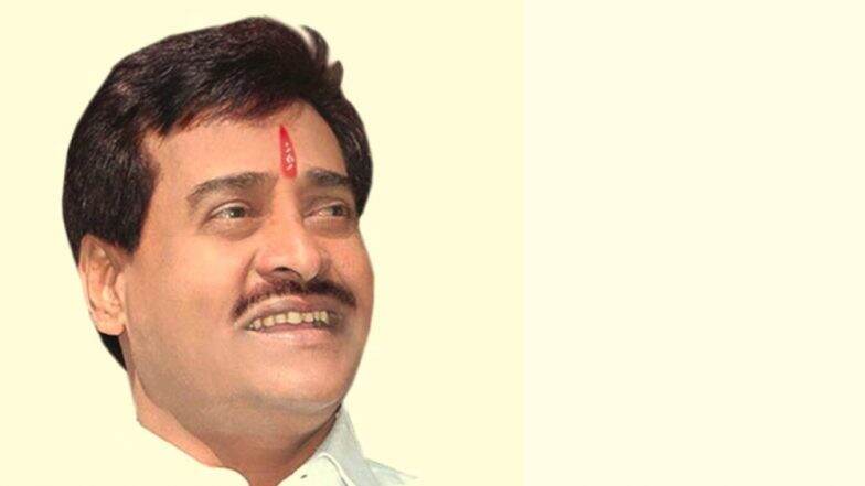राष्ट्रवादी काँग्रेस पक्षाला रामराम करत आमदार दिलीप सोपल म्हणणार 'जय महाराष्ट्र', 28 ऑगस्ट रोजी करणार शिवसेना प्रवेश राष्ट्रवादी काँग्रेस पक्षाला रामराम करत आमदार दिलीप सोपल म्हणणार 'जय महाराष्ट्र', 28 ऑगस्ट रोजी करणार शिवसेना प्रवेश