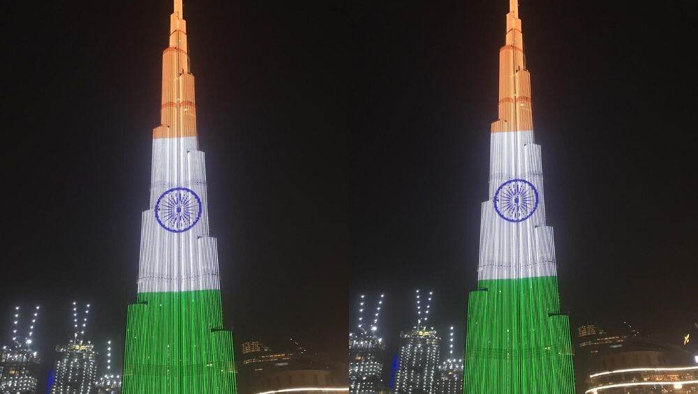 भारताच्या स्वातंत्र्य दिनानिमित्त जगातील सर्वात उंच इमारत Burj Khalifa रंगली तिरंगी रंगात (Photos) भारताच्या स्वातंत्र्य दिनानिमित्त जगातील सर्वात उंच इमारत Burj Khalifa रंगली तिरंगी रंगात (Photos)