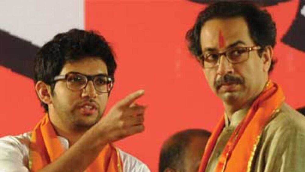 उद्धव ठाकरे व आदित्य ठाकरे यांचा 21 आणि 22 ऑगस्टला पूरग्रस्त भागाचा दौरा; शिवसेना नेतेमंडळी असणार सोबत उद्धव ठाकरे व आदित्य ठाकरे यांचा 21 आणि 22 ऑगस्टला पूरग्रस्त भागाचा दौरा; शिवसेना नेतेमंडळी असणार सोबत