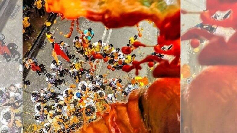 Dahi Handi 2019 Songs:गोविंदा आला रे, मच गया शोर... ते गोविंदा रे गोपाळा ही मराठी आणि बॉलिवूड गाणी दहीहंडी दिवशी तुम्हांला थिरकायला लावतील! Dahi Handi 2019 Songs:गोविंदा आला रे, मच गया शोर... ते गोविंदा रे गोपाळा ही मराठी आणि बॉलिवूड गाणी दहीहंडी दिवशी तुम्हांला थिरकायला लावतील!