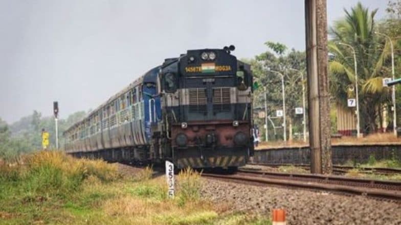 एक्सप्रेसचा मेगाब्लॉक! रेल्वे रुळाच्या कामासाठी 20 ऑक्टोंबरपर्यंत या रेल्वेगाड्या रद्द, पाहा यादी एक्सप्रेसचा मेगाब्लॉक! रेल्वे रुळाच्या कामासाठी 20 ऑक्टोंबरपर्यंत या रेल्वेगाड्या रद्द, पाहा यादी
