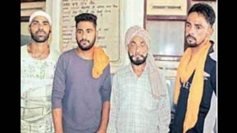 धक्कादायक! तीन पोलिसांकडून 65 वर्षीय पुरुषावर लैंगिक अत्याचार; सलग तीन दिवस चालू होता शारीरिक छळ धक्कादायक! तीन पोलिसांकडून 65 वर्षीय पुरुषावर लैंगिक अत्याचार; सलग तीन दिवस चालू होता शारीरिक छळ
