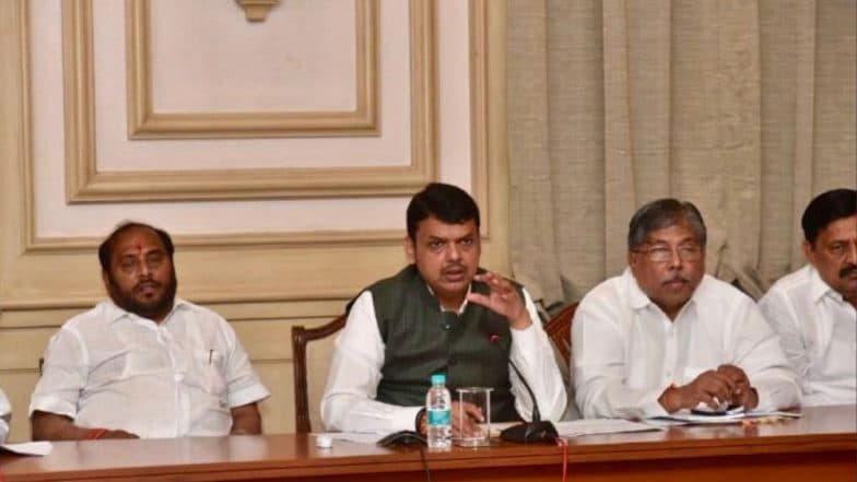 Maharashtra Monsoon 2019: पूर परिस्थितीचा आढावा घेण्यासाठी देवेंद्र फडणवीस यांची बैठक; आरोग्य यंत्रणेला सर्तक राहण्याचे आदेश Maharashtra Monsoon 2019: पूर परिस्थितीचा आढावा घेण्यासाठी देवेंद्र फडणवीस यांची बैठक; आरोग्य यंत्रणेला सर्तक राहण्याचे आदेश