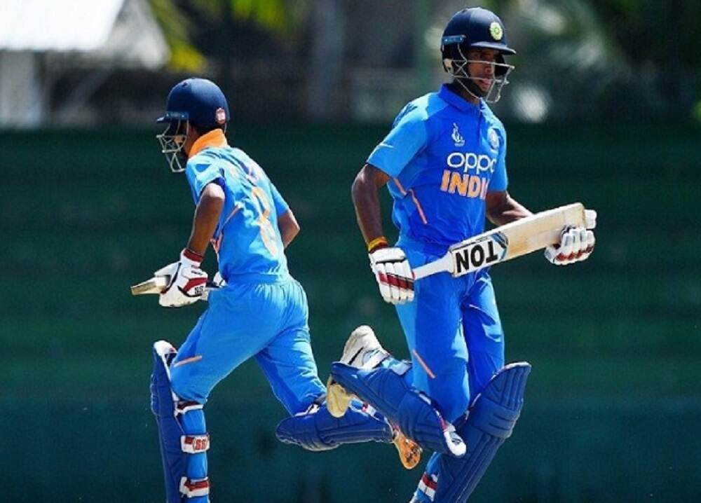 IND vs PAK, U-19 Asia Cup: अर्जुन-टिळकची शतकी खेळी; भारतीय गोलंदाजांसमोर पाक फलंदाज Fail, पाकिस्तान 60 धावांनी पराभूत IND vs PAK, U-19 Asia Cup: अर्जुन-टिळकची शतकी खेळी; भारतीय गोलंदाजांसमोर पाक फलंदाज Fail, पाकिस्तान 60 धावांनी पराभूत