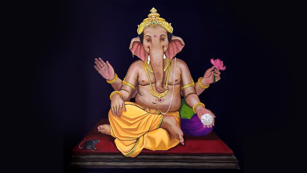 Ganeshotsav 2019: लोअर परेलचा हा 'निसर्गाचा राजा' भिंतीवर होतो विराजमान, वाचा रुस्तम बिल्डिंगमधील या बाप्पाच्या विसर्जनाची 'इको फ्रेंडली' परंपरा Ganeshotsav 2019: लोअर परेलचा हा 'निसर्गाचा राजा' भिंतीवर होतो विराजमान, वाचा रुस्तम बिल्डिंगमधील या बाप्पाच्या विसर्जनाची 'इको फ्रेंडली' परंपरा