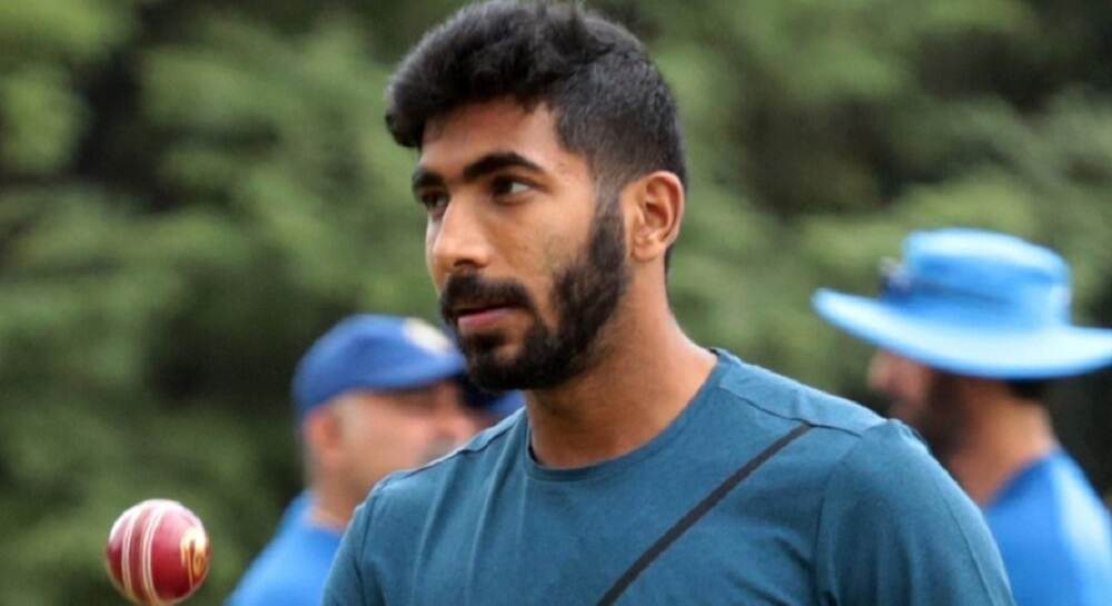 IND vs SA Test Series 2019: दुखापतीने टीम इंडियातून बाहेर झालेल्या जसप्रीत बुमराह ने केले 'हे' Tweet, चाहत्यांना दिला खास मेसेज IND vs SA Test Series 2019: दुखापतीने टीम इंडियातून बाहेर झालेल्या जसप्रीत बुमराह ने केले 'हे' Tweet, चाहत्यांना दिला खास मेसेज