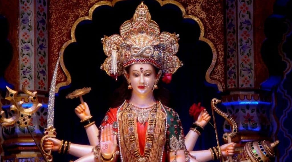 Navratri 2019: 'दगडी चाळीची आई माऊली', 'टेंभी नाका दुर्गेदुर्गेश्वरी' सह मुंबई, ठाणे मध्ये या सार्वजनिक नवरात्र मंडळांमध्ये खास असतो शारदीय नवरात्रोत्सव; पहा तेथे कसे पोहचाल? Navratri 2019: 'दगडी चाळीची आई माऊली', 'टेंभी नाका दुर्गेदुर्गेश्वरी' सह मुंबई, ठाणे मध्ये या सार्वजनिक नवरात्र मंडळांमध्ये खास असतो शारदीय नवरात्रोत्सव; पहा तेथे कसे पोहचाल?