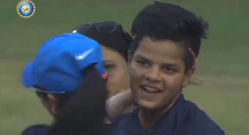 IND-W vs SA-W 1st T20I: सचिन तेंडुलकर ला पिछाडीवर करत शाफाली वर्मा ने रचला इतिहास, वाचा सविस्तर IND-W vs SA-W 1st T20I: सचिन तेंडुलकर ला पिछाडीवर करत शाफाली वर्मा ने रचला इतिहास, वाचा सविस्तर