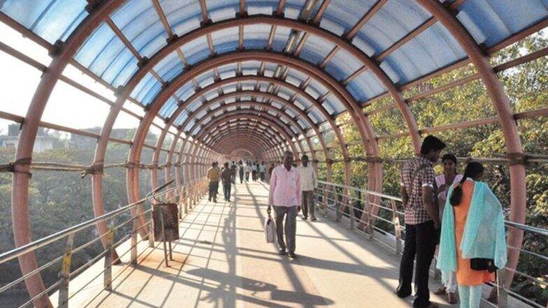कांदिवली येथे स्कायवॉक उभारणीसाठी तब्बल 66 कोटी रुपयांचा खर्च करणार कांदिवली येथे स्कायवॉक उभारणीसाठी तब्बल 66 कोटी रुपयांचा खर्च करणार