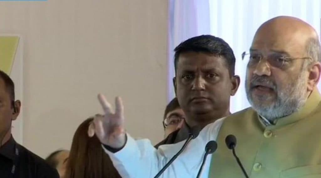 भारतामध्ये 2021 ची जणगणना 'मोबाईल अॅप' च्या मदतीने होणार; केंद्रीय गृहमंत्री अमित शहा यांची माहिती भारतामध्ये 2021 ची जणगणना 'मोबाईल अॅप' च्या मदतीने होणार; केंद्रीय गृहमंत्री अमित शहा यांची माहिती