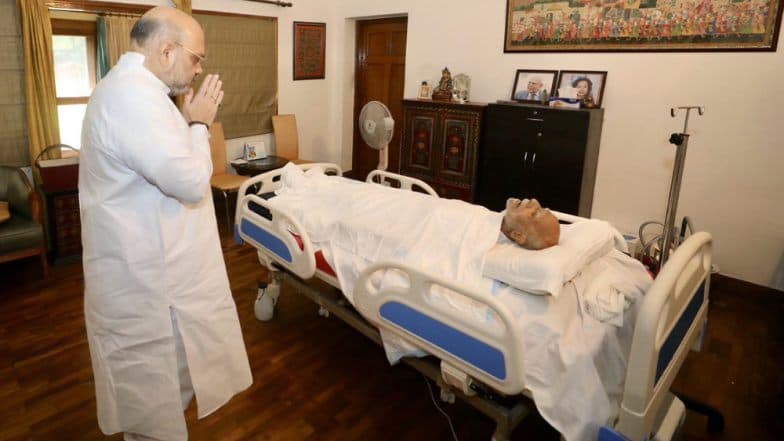 Ram Jethmalani Dies: पंतप्रधान नरेंद्र मोदी, सोनिया गांधी यांच्या सह दिग्गजांकडून राम जेठमलानी यांना श्रद्धांजली; अमित शहा यांनी घेतले राहत्या घरी अंतिम दर्शन Ram Jethmalani Dies: पंतप्रधान नरेंद्र मोदी, सोनिया गांधी यांच्या सह दिग्गजांकडून राम जेठमलानी यांना श्रद्धांजली; अमित शहा यांनी घेतले राहत्या घरी अंतिम दर्शन