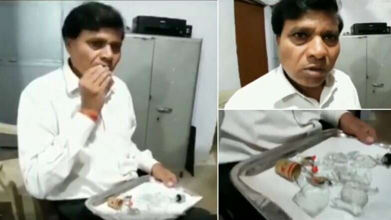 अबब! मध्य प्रदेश मधील 'या' वकिलाला जडलंय काच खाण्याचं व्यसन; 45 वर्षांपासून जपलीये आवड (Watch Video) अबब! मध्य प्रदेश मधील 'या' वकिलाला जडलंय काच खाण्याचं व्यसन; 45 वर्षांपासून जपलीये आवड (Watch Video)