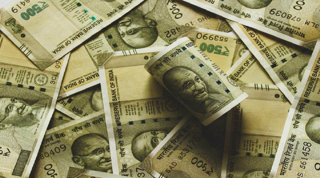 7th Pay Commission: सरकारी कर्मचाऱ्यांना येणार वाढीव पगार, आदेश जारी 7th Pay Commission: सरकारी कर्मचाऱ्यांना येणार वाढीव पगार, आदेश जारी