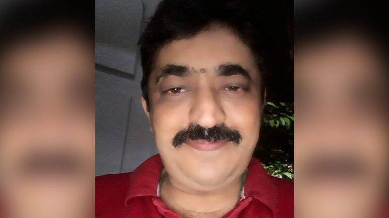 पीएमसी बॅंक घोटाळा: मुंबईतील पीएमसी बॅंक ठेविदार संजय गुलाटी यांचा हृदय विकाराच्या झटक्याने मृत्यू, सोमवारी कोर्टाबाहेर केले होते निदर्शन पीएमसी बॅंक घोटाळा: मुंबईतील पीएमसी बॅंक ठेविदार संजय गुलाटी यांचा हृदय विकाराच्या झटक्याने मृत्यू, सोमवारी कोर्टाबाहेर केले होते निदर्शन