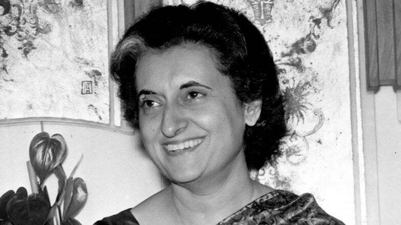 Indira Gandhi Death Anniversary: विश्वासघाताने अशी घडली होती इंदिरा गांधींची हत्या; 80 बाटल्या रक्त चढवूनही नाही वाचले प्राण Indira Gandhi Death Anniversary: विश्वासघाताने अशी घडली होती इंदिरा गांधींची हत्या; 80 बाटल्या रक्त चढवूनही नाही वाचले प्राण