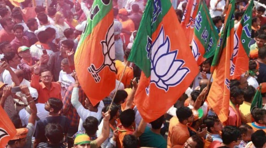 महाराष्ट्र विधानसभा निवडणूकीसाठी NDA ने पार केला बहुमताचा आकडा महाराष्ट्र विधानसभा निवडणूकीसाठी NDA ने पार केला बहुमताचा आकडा