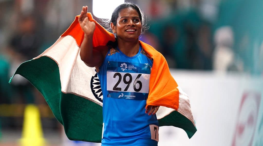 दुती चंद ने 100 मीटर शर्यतीत राष्ट्रीय विक्रम मोडीत जिंकले सुवर्णपदक, ऑलिम्पिकची पात्रता मिळवण्यापासून काही Steps दूर दुती चंद ने 100 मीटर शर्यतीत राष्ट्रीय विक्रम मोडीत जिंकले सुवर्णपदक, ऑलिम्पिकची पात्रता मिळवण्यापासून काही Steps दूर