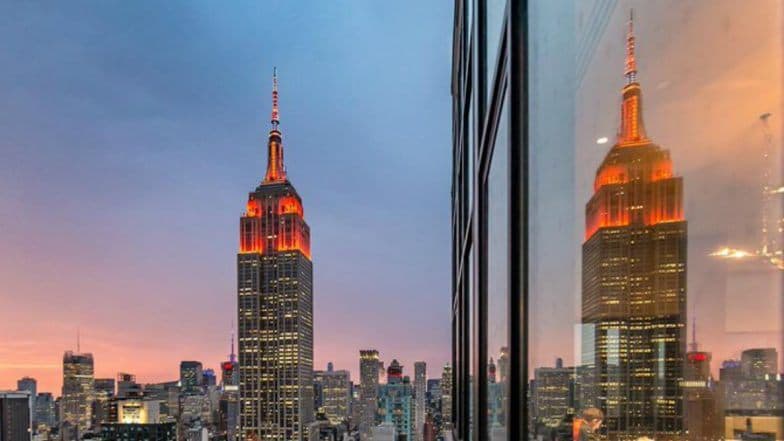 Diwali 2019: दिवाळी निमित्त अमेरिकेची प्रसिद्ध Empire State Building उजळली केशरी रंगात (View Pics) Diwali 2019: दिवाळी निमित्त अमेरिकेची प्रसिद्ध Empire State Building उजळली केशरी रंगात (View Pics)