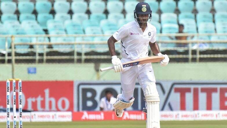 IND vs BAN 1st Test Day 2: दुसऱ्या दिवशी भारताने गमावल्या दोन विकेट; Lunch पर्यंत टीम इंडियाचा स्कोर 188/3, मयंक अग्रवाल शतकाच्या जवळ IND vs BAN 1st Test Day 2: दुसऱ्या दिवशी भारताने गमावल्या दोन विकेट; Lunch पर्यंत टीम इंडियाचा स्कोर 188/3, मयंक अग्रवाल शतकाच्या जवळ