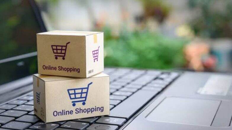Snapdeal वरुन लॅपटॉप केला खरेदी पण डिलिव्हरी पार्सलमध्ये ग्राहकाला मिळाले फाटलेले बूट Snapdeal वरुन लॅपटॉप केला खरेदी पण डिलिव्हरी पार्सलमध्ये ग्राहकाला मिळाले फाटलेले बूट