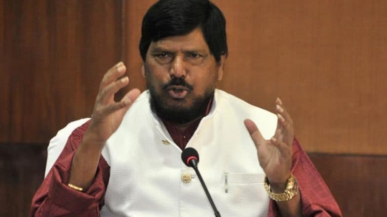 Maharashtra Assembly Elections 2019: रिपब्लिकन पक्षाला विधानसभा निवडणूकीसाठी 'या' 6 जागांचे वाटप, रामदास आठवले यांच्याकडून घोषणा Maharashtra Assembly Elections 2019: रिपब्लिकन पक्षाला विधानसभा निवडणूकीसाठी 'या' 6 जागांचे वाटप, रामदास आठवले यांच्याकडून घोषणा
