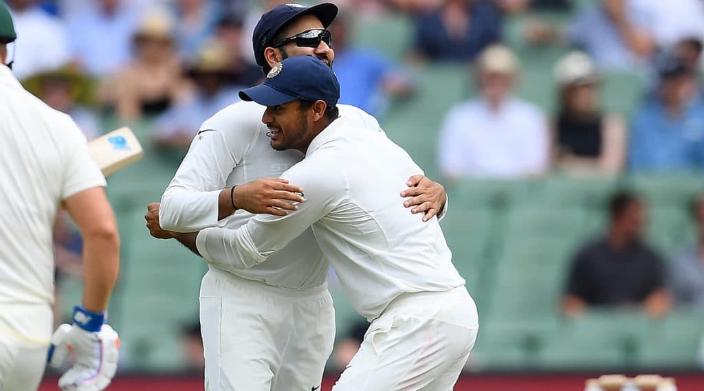 IND vs SA 1st Test Day 2: दुसऱ्या दिवशी टीम इंडियाला Advantage, दक्षिण आफ्रिकाने 39 धावांवर गमावले 3 विकेट्स IND vs SA 1st Test Day 2: दुसऱ्या दिवशी टीम इंडियाला Advantage, दक्षिण आफ्रिकाने 39 धावांवर गमावले 3 विकेट्स