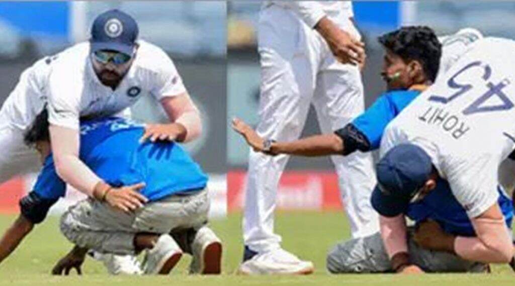 IND vs SA 2nd Test 2019: दुसऱ्या टेस्ट दरम्यान रोहित शर्मा याच्या चाहत्याने केले असे काम की अजिंक्य रहाणे यालाही झाले हसू अनावर, पहा Photo IND vs SA 2nd Test 2019: दुसऱ्या टेस्ट दरम्यान रोहित शर्मा याच्या चाहत्याने केले असे काम की अजिंक्य रहाणे यालाही झाले हसू अनावर, पहा Photo