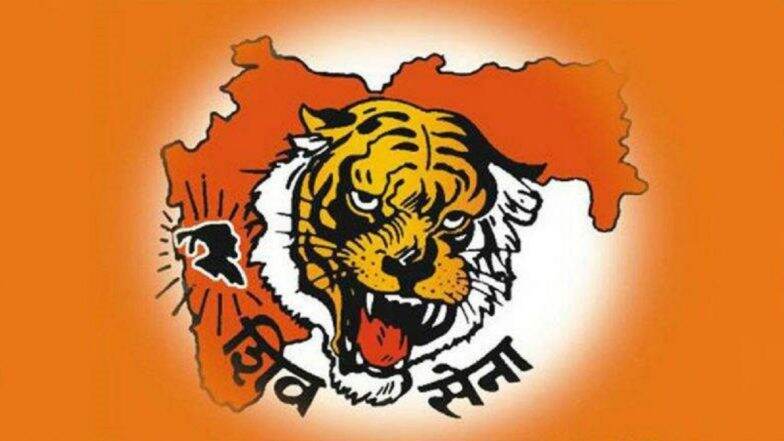 शिवसेना पक्षाकडून 70 उमेदवारांची पहिली यादी जाहीर; पाहा कोणाला मिळाली संधी शिवसेना पक्षाकडून 70 उमेदवारांची पहिली यादी जाहीर; पाहा कोणाला मिळाली संधी