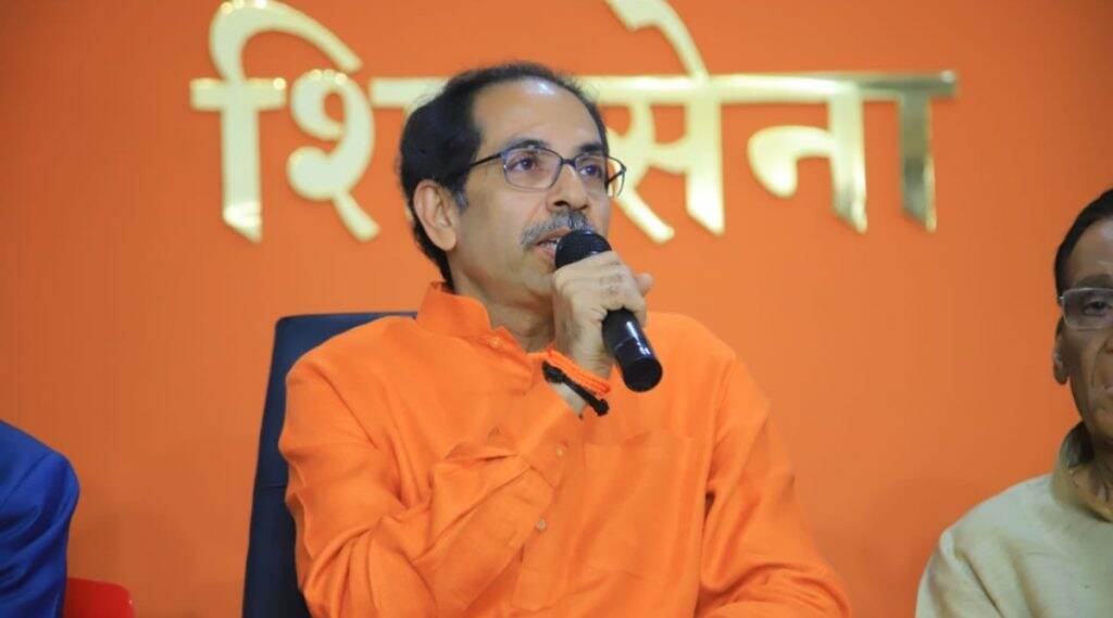 राज्याच्या राजकारणात ‘गरज सरो वैद्य मरो’चा दुसरा अंक सुरु; शिवसेना नेत्वृत्वाची भाजपवर जोरदार टीका राज्याच्या राजकारणात ‘गरज सरो वैद्य मरो’चा दुसरा अंक सुरु; शिवसेना नेत्वृत्वाची भाजपवर जोरदार टीका