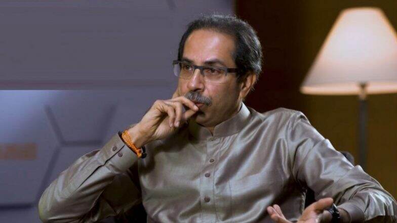 'मातोश्री' आम्हाला वाचवा! शिवसेना पक्षप्रमुख उद्धव ठाकरे यांच्या निवासस्थानी इच्छुकांची गर्दी 'मातोश्री' आम्हाला वाचवा! शिवसेना पक्षप्रमुख उद्धव ठाकरे यांच्या निवासस्थानी इच्छुकांची गर्दी