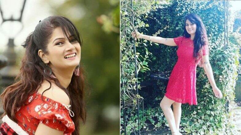 Bigg Boss Marathi 1 ची स्पर्धक रेशम टिपणीस नव्या कोऱ्या सिनेमासह येणार प्रेक्षकांच्या भेटीला; टीम सोबत शेअर केले खास फोटो (See Photos)