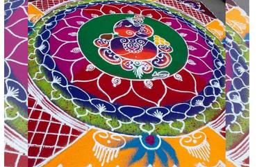 Diwali 2019 Special Rangoli Designs : 'संस्कार भारती'च्या या 5 आकर्षक रांगोळ्या काढून नरक चतुर्दशी निमित्त करा दिवाळीचं स्वागत