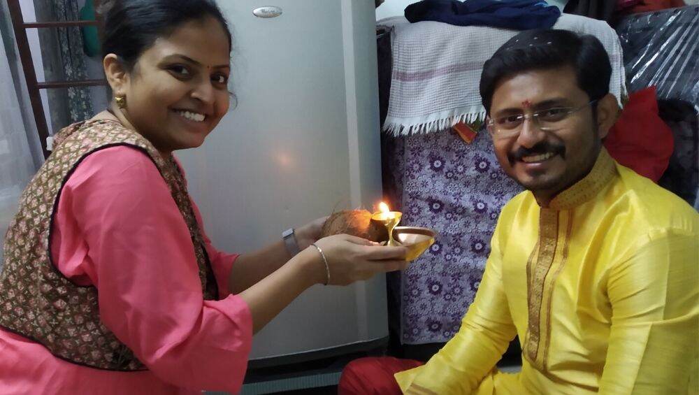 Bhaubeej 2019: भाऊबीजे निमित्त ओवाळणीत चुकूनही देऊ नका ह्या '3' गोष्टी ज्या मानल्या जातात अशुभ Bhaubeej 2019: भाऊबीजे निमित्त ओवाळणीत चुकूनही देऊ नका ह्या '3' गोष्टी ज्या मानल्या जातात अशुभ
