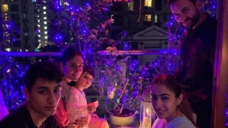 अभिनेत्री सारा अली खान ही आपला भाऊ इब्राहिम ला करायला लावते 'हे' काम, फोटो पाहून तुम्हाला हसू होईल अनावर अभिनेत्री सारा अली खान ही आपला भाऊ इब्राहिम ला करायला लावते 'हे' काम, फोटो पाहून तुम्हाला हसू होईल अनावर