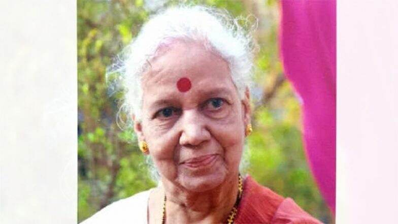 लेखिका गिरीजा कीर यांचं वयाच्या 86 व्या वर्षी निधन; राहत्या घरी घेतला अखेरचा श्वास लेखिका गिरीजा कीर यांचं वयाच्या 86 व्या वर्षी निधन; राहत्या घरी घेतला अखेरचा श्वास