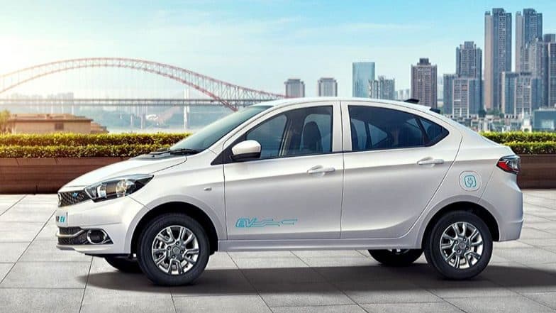 Tata Motors ने लॉंच केली भारतातील सर्वात स्वस्त इलेक्ट्रिक कार; एकदा चार्ज केल्यावर 213 KM मायलेज; जाणून घ्या किंमत आणि वैशिष्ट्ये Tata Motors ने लॉंच केली भारतातील सर्वात स्वस्त इलेक्ट्रिक कार; एकदा चार्ज केल्यावर 213 KM मायलेज; जाणून घ्या किंमत आणि वैशिष्ट्ये