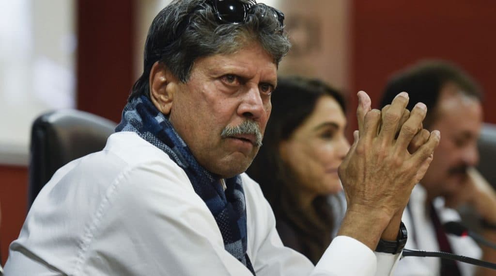 Conflict Of Interest च्या नोटीसनंतर कपिल देव यांच्याकडून बीसीसीआय क्रिकेट सल्लागार समितीच्या प्रमुखपदावरून राजीनामा Conflict Of Interest च्या नोटीसनंतर कपिल देव यांच्याकडून बीसीसीआय क्रिकेट सल्लागार समितीच्या प्रमुखपदावरून राजीनामा