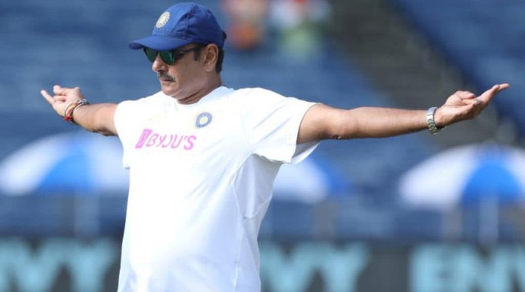 ICC ने शेअर केला रवि शास्त्री यांचा मजेदार फोटो, Netizens ने मजेदार प्रतिक्रिया देत लुटला आनंद, पहा Tweets ICC ने शेअर केला रवि शास्त्री यांचा मजेदार फोटो, Netizens ने मजेदार प्रतिक्रिया देत लुटला आनंद, पहा Tweets