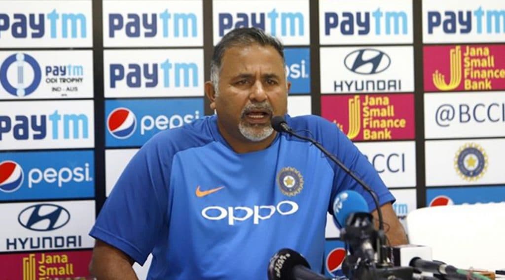 'रँकिंग्स मध्ये टॉपला असणाऱ्या टीमला खेळपट्ट्यांचा फरक पडू नये',भरत अरुण ह्यांचे मत 'रँकिंग्स मध्ये टॉपला असणाऱ्या टीमला खेळपट्ट्यांचा फरक पडू नये',भरत अरुण ह्यांचे मत