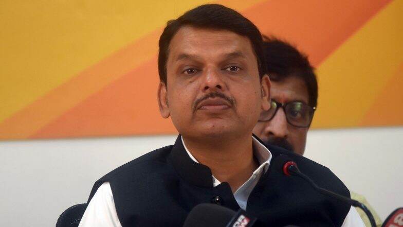 Devendra Fadnavis खरंच एकटे पडले आहेत का? वाचा सविस्तर... Devendra Fadnavis खरंच एकटे पडले आहेत का? वाचा सविस्तर...