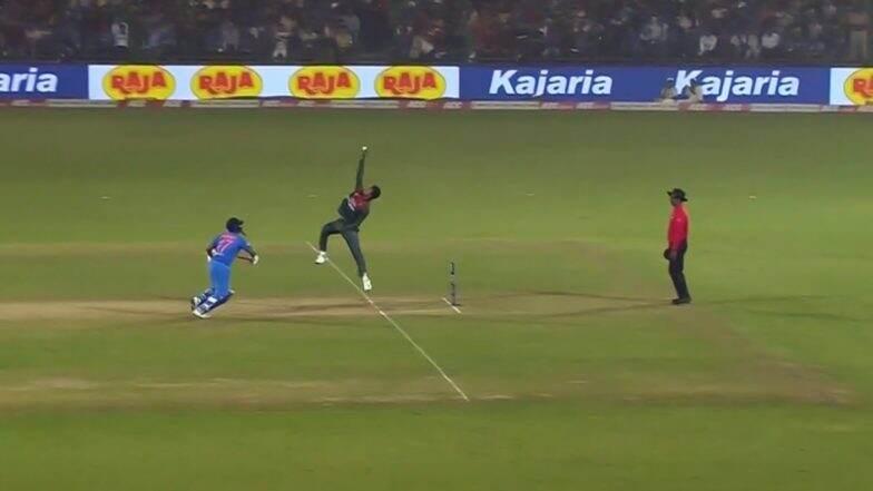IND vs BAN 1st T20I: शिवम दुबे याला बाद करण्यासाठी आफिफ हुसैन याने पकडला अप्रतिम कॅच, आपल्याच गोलंदाजीवर केली ही कमाल, पाहा Video IND vs BAN 1st T20I: शिवम दुबे याला बाद करण्यासाठी आफिफ हुसैन याने पकडला अप्रतिम कॅच, आपल्याच गोलंदाजीवर केली ही कमाल, पाहा Video